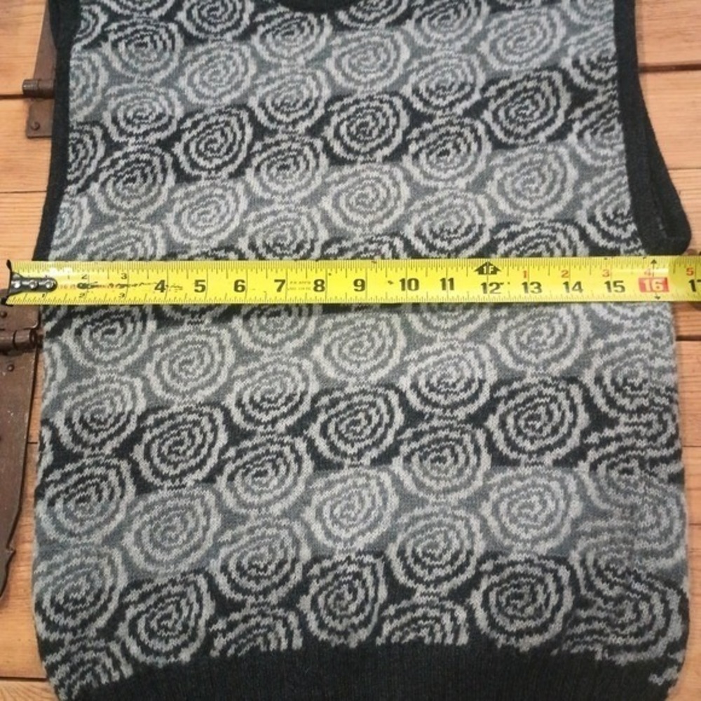 Pendleton Women's 100% Virgin Wool  Vest Preppy Grey/Black Floral Crew - Picture 6 of 8